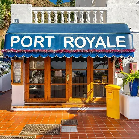 Port Royale Cristianos Holidays アパート *