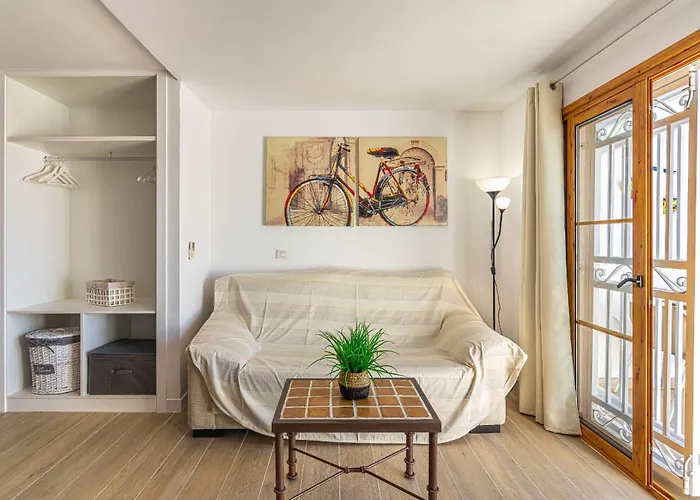 Port Royale Cristianos Holidays アパート