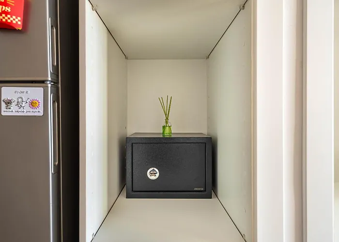 Port Royale Cristianos Holidays * ロスクリスティアーノス