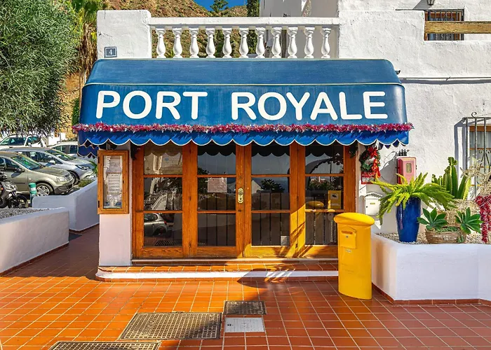 Port Royale Cristianos Holidays アパート *