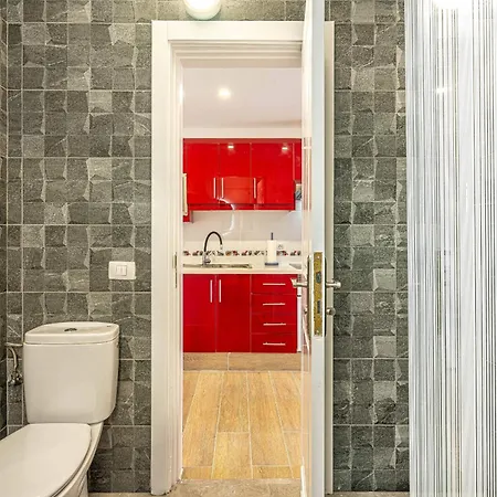 Port Royale Cristianos Holidays * Los Cristianos (Tenerife)