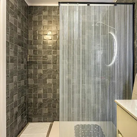 Port Royale Cristianos Holidays