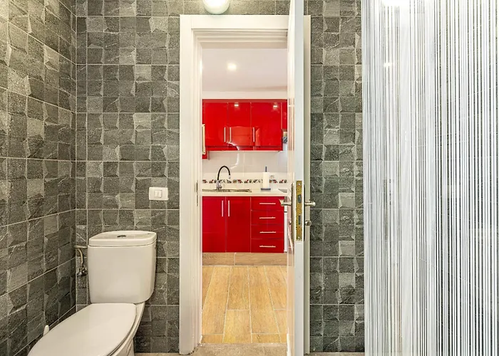 Port Royale Cristianos Holidays * Los Cristianos (Tenerife)