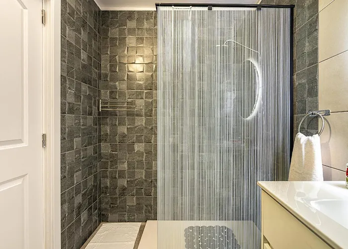 Port Royale Cristianos Holidays