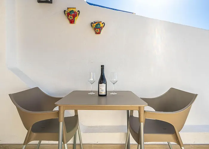 Апартаменты Port Royale Cristianos Holidays *