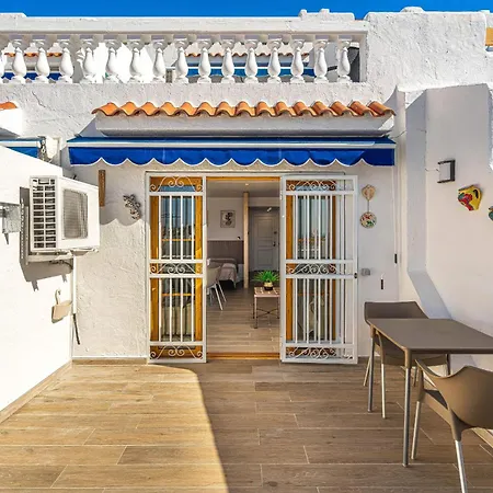 Port Royale Cristianos Holidays Daire